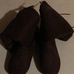 NWT Link Boots Girls size 2 Brown